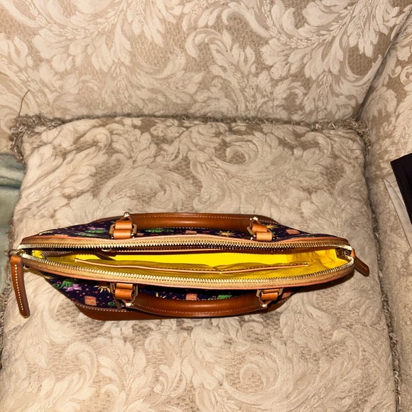 2020 Disney Parks NWT Dooney & Bourke Tangled Rapunzel...